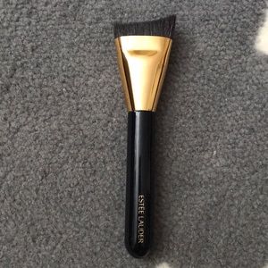 Estée Lauder Sculpting Foundation Brush
